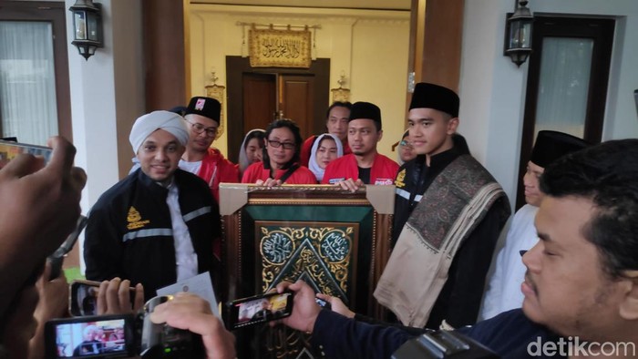 Ketum PSI Kaesang Pangarep sowan di Tuban