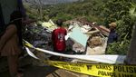 Penampakan Tanah Retak di Sukabumi, 5 Rumah Warga Rusak