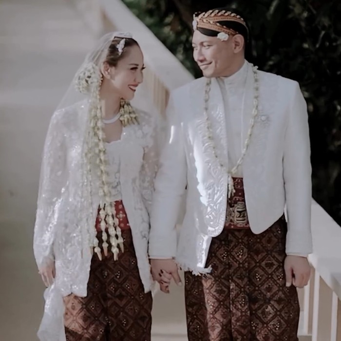 Penikahan Bunga Citra Lestari dan Tiko Aryawadhana