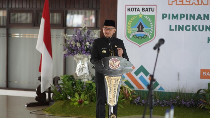 Pj Wali Kota Batu Aries Agung Paewai
