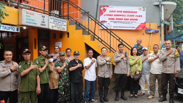Polres Jaksel melakukan asistensi Satkamling di Setiabudi