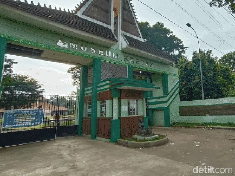 Potret 10 Destinasi Wisata Gadis Kretek