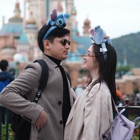 Pasangan Ranty Maria dan Rayn Wijaya juga tak jarang mengunggah potret kebersamaan mereka saat berlibur ke luar negeri. Ragam foto aesthetic diabadikan untuk mengingat momen bersama. Foto: Instagram @rantymaria