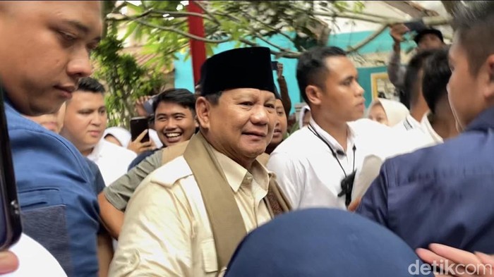 Prabowo Subianto mengunjungi Ponpes Cipasung, Tasikmalaya, Jawa Barat (Firda/detikcom)