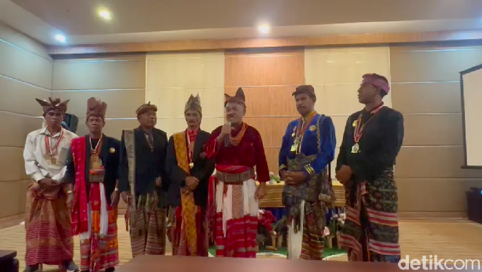 Raja-raja di Timor dan masyarakat adat NTT menegaskan memberikan dukungan kepada capres-cawapres nomor urut 3, Ganjar Pranowo-Mahfud Md. (dok Istimewa)