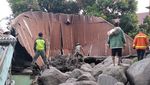 Ngerinya Batu Besar Terbawa Banjir Bandang-Longsor di Humbahas Sumut
