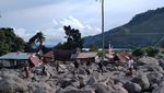 Ngerinya Batu Besar Terbawa Banjir Bandang-Longsor di Humbahas Sumut