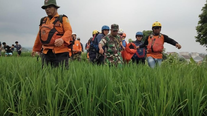 Seorang bocah berusia 14 tahun meninggal dunia usai tenggelam di Sungai Cileungsi, Kecamatan Citeureup, Kabupaten Bogor (dok. BPBD Kab. Bogor)