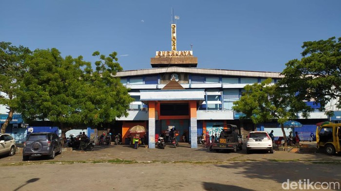 stadion surajaya lamongan