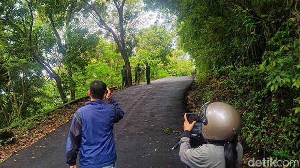 Suasana menuju Amankila Resort, Karangasem, Bali, yang menjadi lokasi pernikahan BCL dan Tiko Aryawardhana, Sabtu (2/12/2023).
