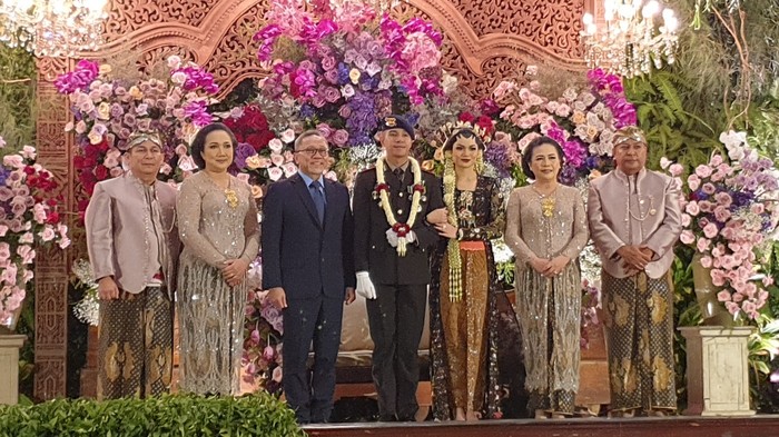 Hadiri Resepsi Putri Dirjen PKTN, Zulhas: Mereka Cerminkan Keindonesiaan