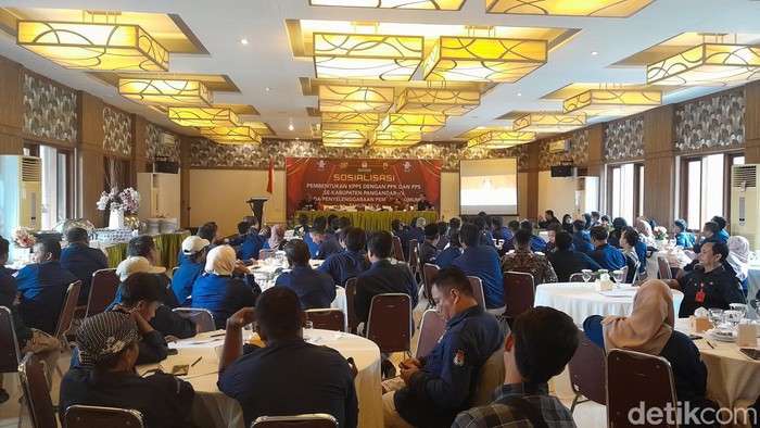 Koordinasi KPU Pangandaran dengan para Badan Adhoc PPK dan PPS