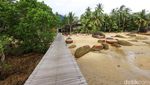 Melihat Asrinya Natuna Dive Resort
