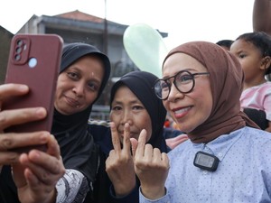 Gencatan Semangat Melly Goeslaw Jajaki Dunia Politik