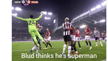 Usai ditahan imbang oleh Galatasaray dan terancam tidak lolos di Liga Champions. Nasib Setan Merah di Liga Inggris pun tidak terlalu menyakinkan dan terbaru kalah dari Newcastle United. Foto: X