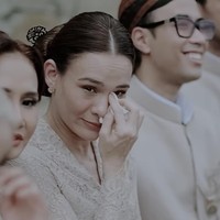 Aishah bahkan ikut terharu melihat Bunga Citra Lestari dinikahi oleh Tiko. Foto: dok. Instagram