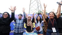 Peringatan Hari Disabilitas Internasional yang mengangkat tema Indonesia Peduli Disabilitas diisi dengan beragam acara seperti fashion show, tarian budaya, pentas musik, bazar umkm, serta dialog. 