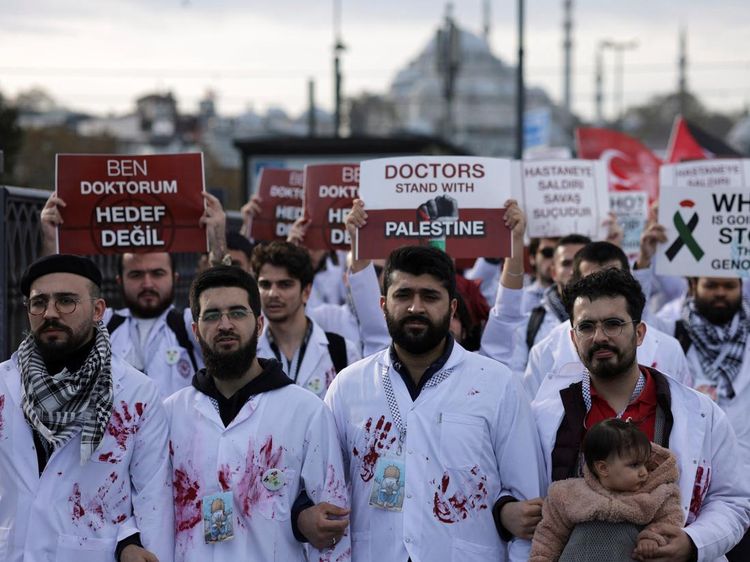 Aksi Solidaritas Dokter di Turki untuk Palestina
