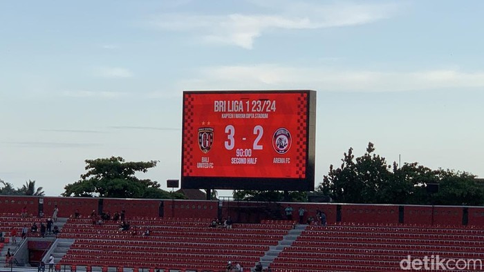 Bali United menang 3-2 lawan Arema FC.