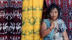 Berkunjung ke Kampung Adat Raja Prailiu