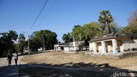 Tokoh Masyarakat Adat di Kampung Raja Prailiu, Mama Reno dulu Kampung Raja Prailiu merupakan salah satu kerajaan di Pulau Sumba.