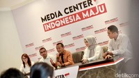 Karena suasana saat ini merupakan suasana politik pemilu dan pilpres 2024 sehingga ia merasa perlu adanya percepatan informasi melalui media center ini.