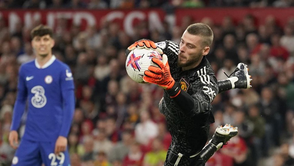 David de Gea belum memiliki klub selepas meninggalkan Manchester United musim panas lalu. Foto: AP/Dave Thompson