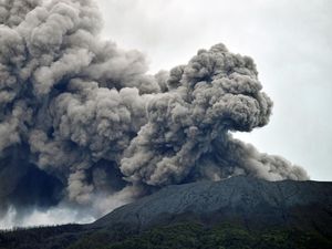 Fakta-fakta Gunung Marapi Sumbar Erupsi, 11 Pendaki Tewas