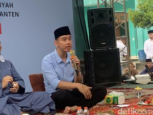 Gibran Janjikan Program untuk Santri: Dana Abadi Pesantren-Santri 5.0