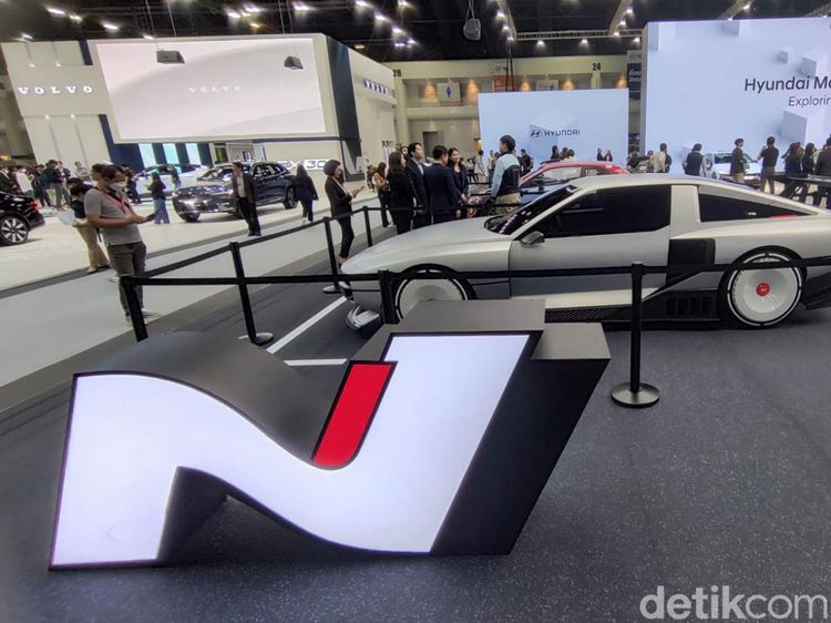 Tampang Hyundai N Vision 74, Mobil Hidrogen Buas yang Sebentar Lagi Dijual