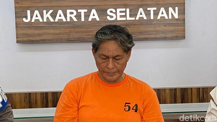 Jali Kartono ditetapkan sebagai tersangka usai membakar istrinya di Jakarta Selatan
