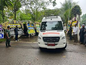Jenazah Eks Kepala BNPB Doni Monardo Diberangkatkan Menuju Mako Kopassus