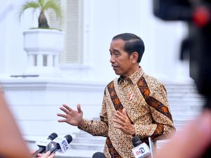 Jokowi Belum Terima Surat Pengunduran Diri Wamenkumham Eddy Hiariej