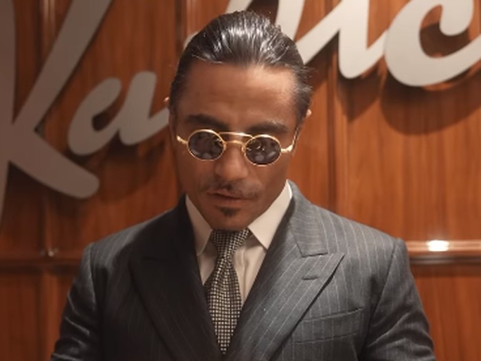 Ada Pastry hingga Kopi Berlapis Emas di Kafe Milik Salt Bae
