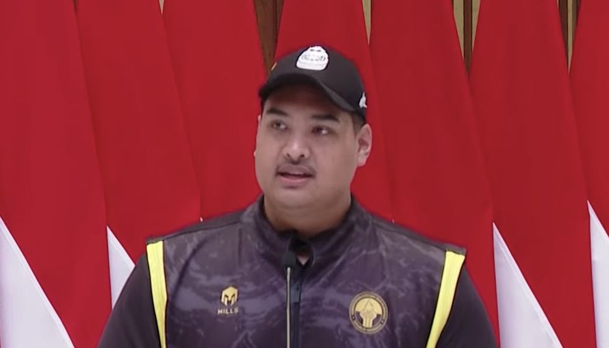 Keterangan Pers Menpora dan Ketua Umum PSSI, Halim Perdanakusuma, pada Senin (4/12/2023). (Tangkapan Layar Youtube Sekretariat Presiden)