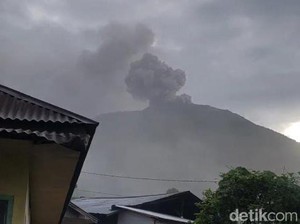 Gunung Marapi Sumbar Erupsi, Ini Doa Mohon Perlindungan dan Terhindar Bencana