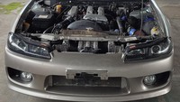 Kode mesin mobil yang dilelang memakai kode SR20, artinya ini merupakan mesin legendaris berkapasitas 2.0 liter empat silinder dengan turbocharge yang bisa menghembuskan tenaga lebih dari 240 hp dan torsi 275 Nm. Foto: Lelang.go.id