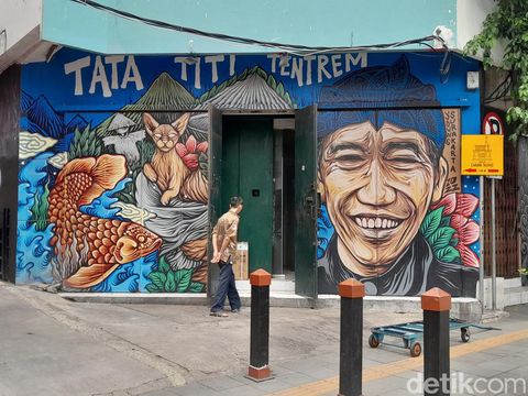 Lorong-lorong sempit di Kampung Kemlayan, Kota Solo, yang dulunya merupakan tempat tinggal para seniman Keraton, Senin (4/12/2023).