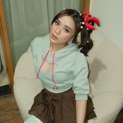 Rekam Jejak Lula Lahfah di Dunia Musik, Film dan Media Sosial