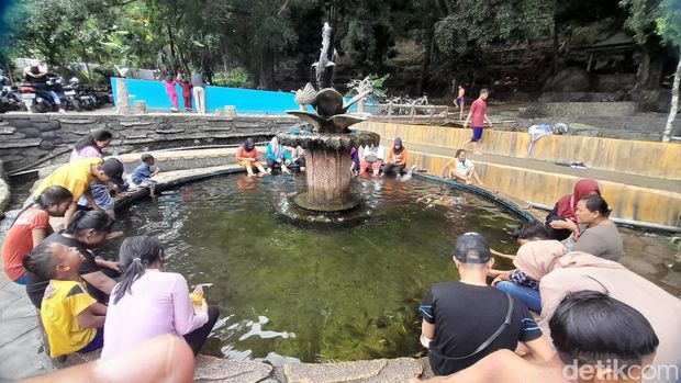 Objek Wisata Mata Air Cigirang
