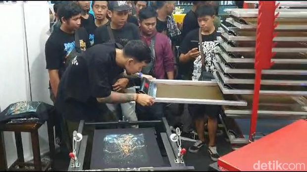 Pameran Sablon Jawa Timuran tahun 2023 (SJT6) di Trawas, Mojokerto dihadiri 1.800 peserta.