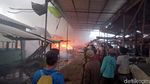 Pasar Leces Probolinggo Kebakaran, Pedagang Selamatkan Barang Dagangan
