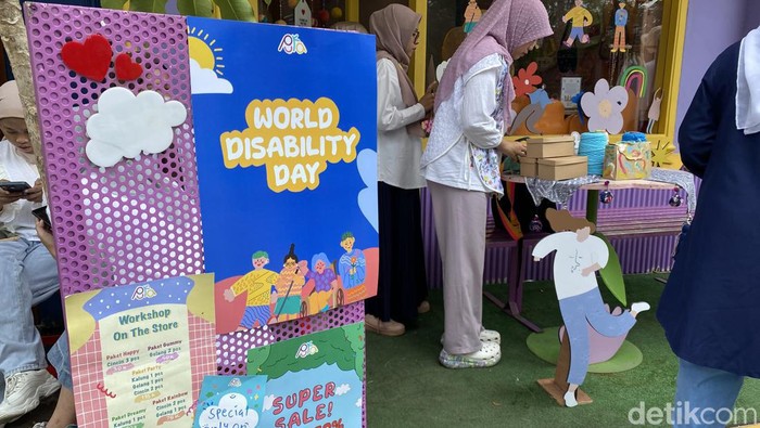 Peringatan Hari Disabilitas Internasional di Puka, Pasar Kreatif Jawa Barat, Minggu (3/12/2023).