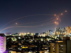 Balas Bombardir di Gaza, Hamas Luncurkan 10 Rudal ke Israel