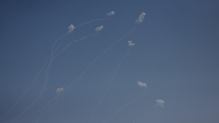 Israeli Iron Dome intercepts rockets fired from Gaza, during the ongoing conflict between Israel and the Palestinian Islamist group Hamas, as seen from Ashkelon, Israel, December 3, 2023. REUTERS/Amir Cohen