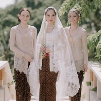 Sebelum resepsi, BCL berbalut kebaya rancangan Didiet Maulana saat prosesi ijab kabul. (Foto: Instagram/@fadlan_indonesia)