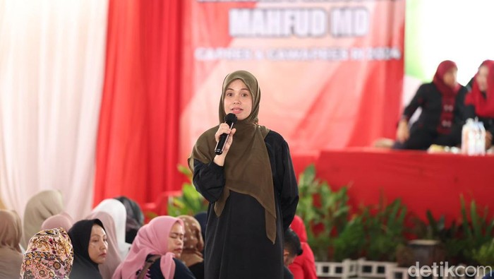 Siti Atikoh Ganjar. (Tiara Aliya Azzahra/detikcom).