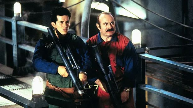 Cuplikan adegan film live action Super Mario Bros. (1993).