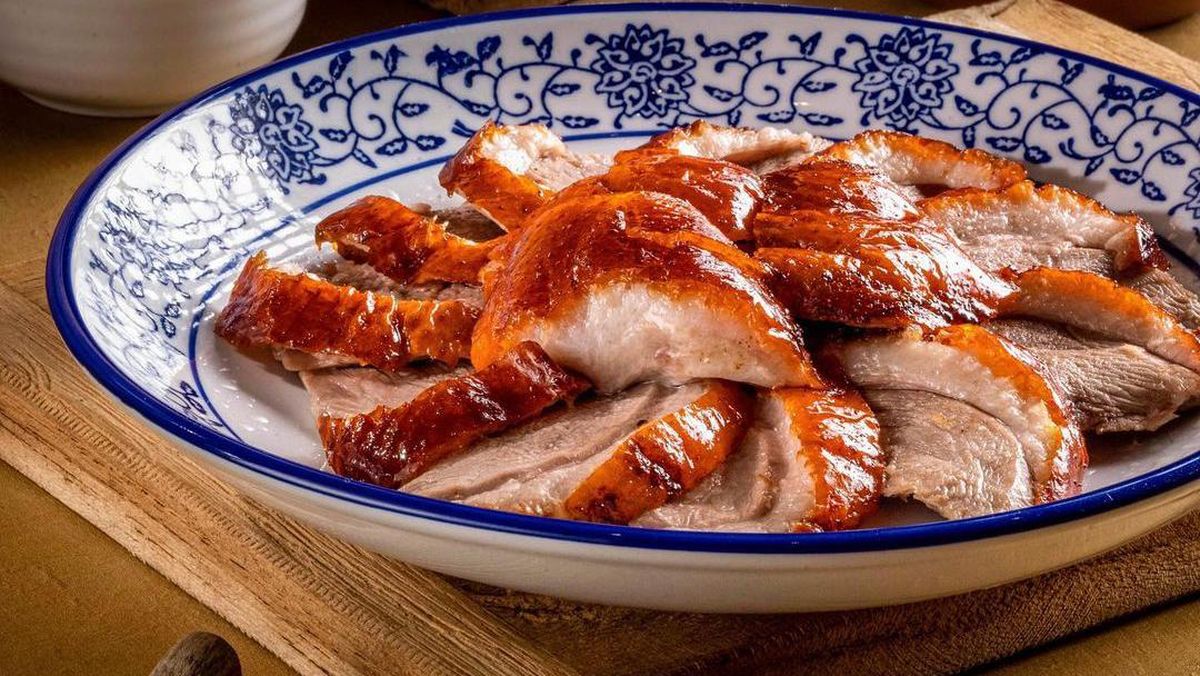 7 Restoran Bebek Peking di Jakarta, Ada Saus Black Pepper hingga Hoisin