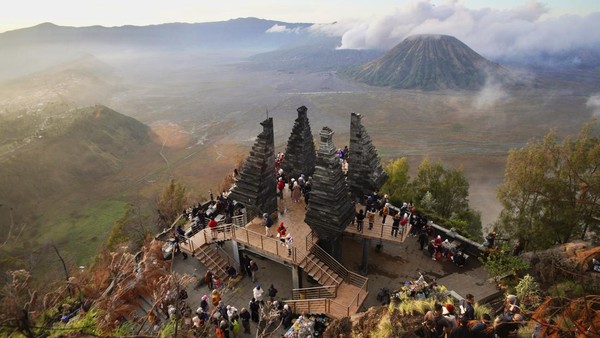 Menikmati Lanskap Bromo, Taman Nasional Terindah Ketiga di Dunia